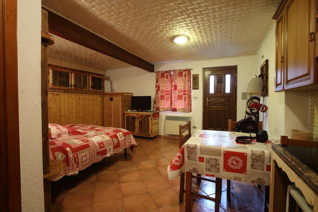 La Belette Apartment La Thuile Bilik gambar